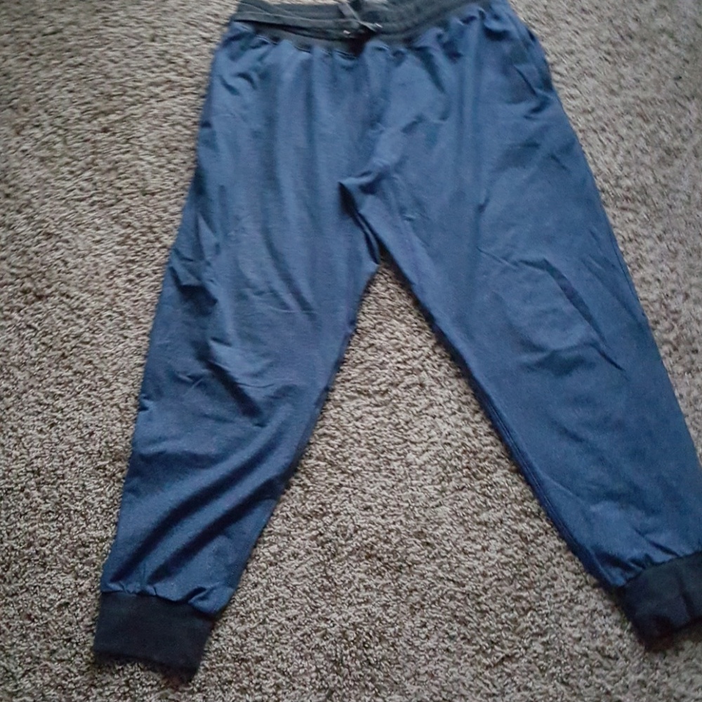 Men's eear